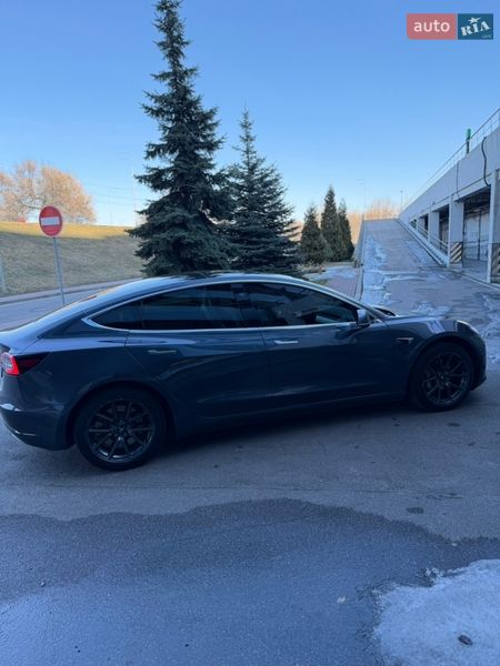 Седан Tesla Model 3 2019 в Киеве фото 15 Седан Tesla Model 3 2019 в Киеве