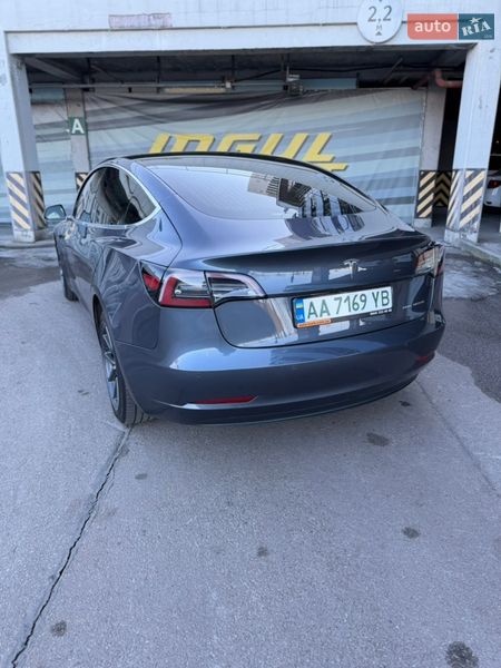 Седан Tesla Model 3 2019 в Киеве фото 30 Седан Tesla Model 3 2019 в Киеве
