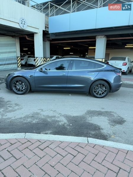 Седан Tesla Model 3 2019 в Киеве фото 43 Седан Tesla Model 3 2019 в Киеве