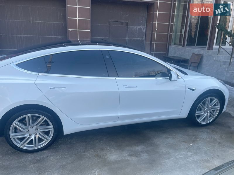 Седан Tesla Model 3 2018 в Харкові фото 2 Седан Tesla Model 3 2018 в Харкові