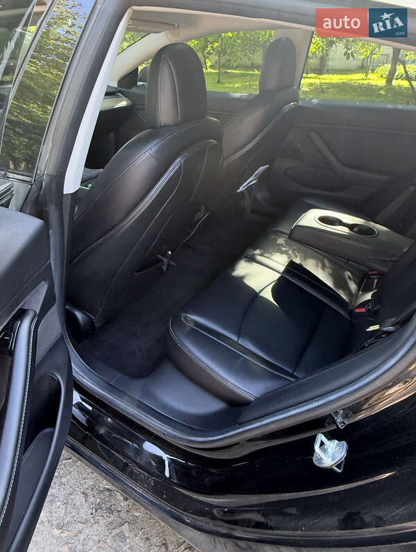 Седан Tesla Model 3 2018 в Львове фото 8 Седан Tesla Model 3 2018 в Львове