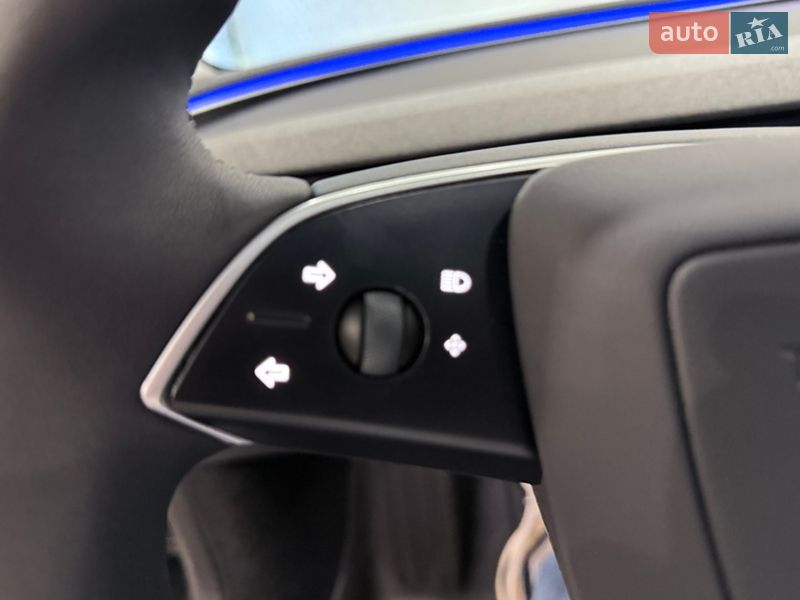 Седан Tesla Model 3 2025 в Одессе