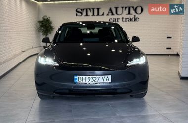 Седан Tesla Model 3 2025 в Одессе