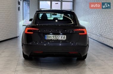 Седан Tesla Model 3 2025 в Одессе