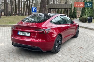 Седан Tesla Model 3 2024 в Новояворовске