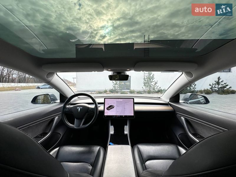 Седан Tesla Model 3 2019 в Луцке фото 10 Седан Tesla Model 3 2019 в Луцке