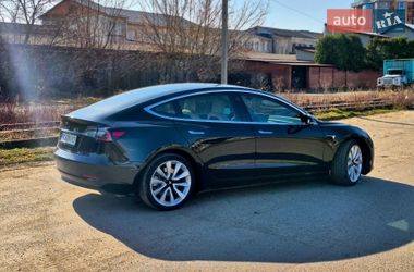 Седан Tesla Model 3 2018 в Луцке