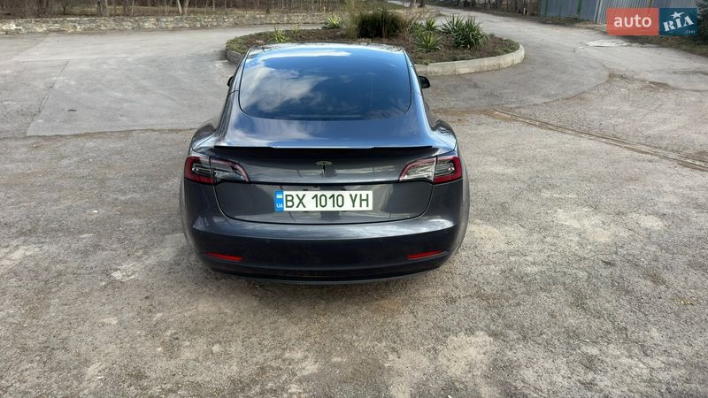 Седан Tesla Model 3 2021 в Каменец-Подольском