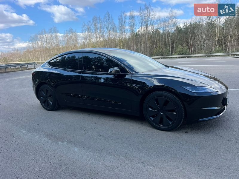 Седан Tesla Model 3 2024 в Ковеле