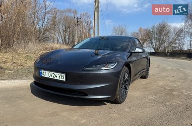 Седан Tesla Model 3 2024 в Киеве