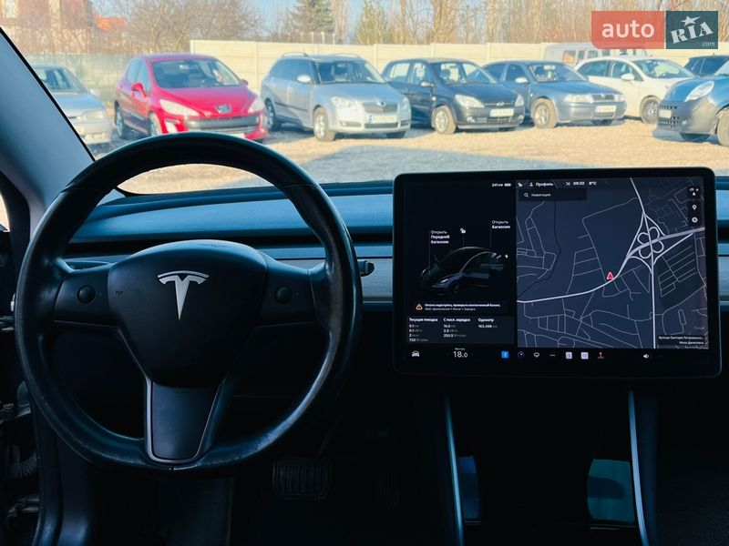 Седан Tesla Model 3 2019 в Харькове