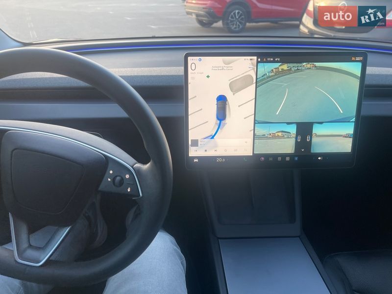 Седан Tesla Model 3 2024 в Киеве