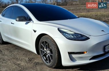 Седан Tesla Model 3 2019 в Полтаве
