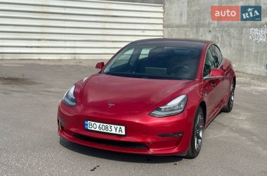 Седан Tesla Model 3 2019 в Львові