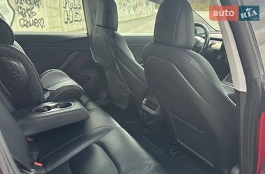 Седан Tesla Model 3 2019 в Львові