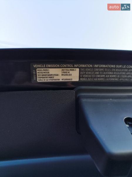 Седан Tesla Model 3 2021 в Києві фото 40 Седан Tesla Model 3 2021 в Києві