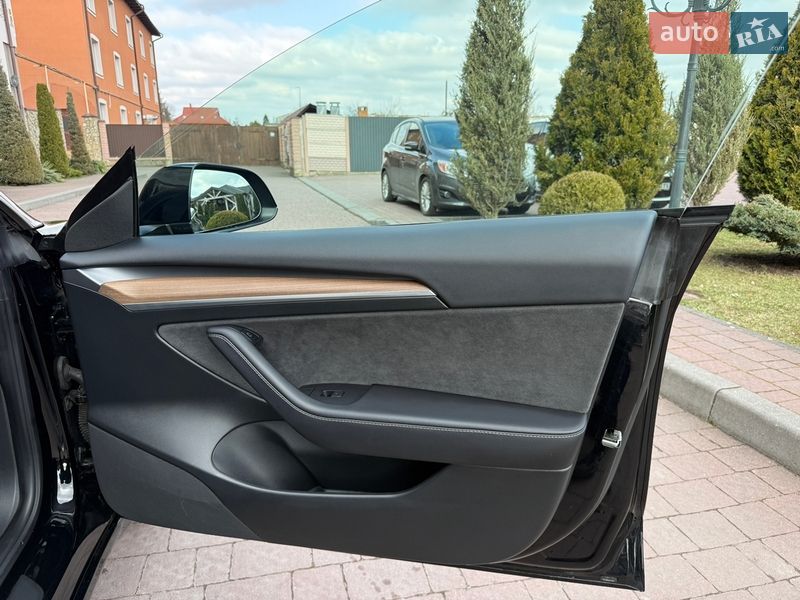 Седан Tesla Model 3 2023 в Стрые фото 31 Седан Tesla Model 3 2023 в Стрые