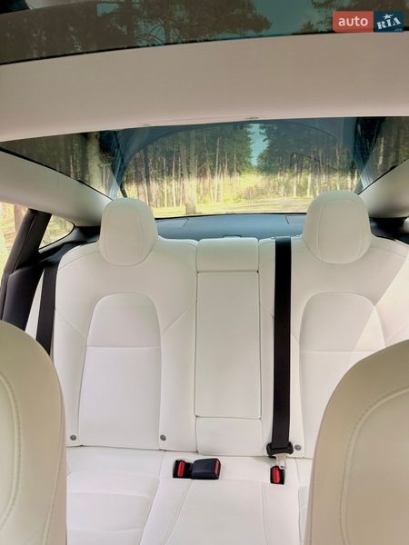 Седан Tesla Model 3 2022 в Львове фото 10 Седан Tesla Model 3 2022 в Львове