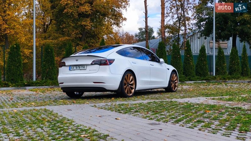 Седан Tesla Model 3 2020 в Харькове фото 7 Седан Tesla Model 3 2020 в Харькове