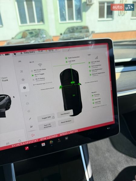 Седан Tesla Model 3 2018 в Обухове