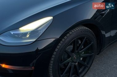Седан Tesla Model 3 2022 в Рівному фото 15 Седан Tesla Model 3 2022 в Рівному