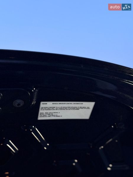 Седан Tesla Model 3 2022 в Ровно фото 28 Седан Tesla Model 3 2022 в Ровно