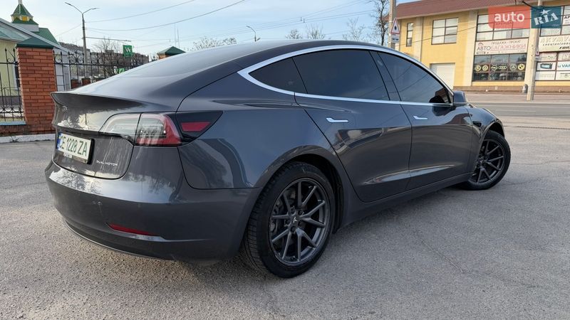 Седан Tesla Model 3 2019 в Дніпрі фото 5 Седан Tesla Model 3 2019 в Дніпрі