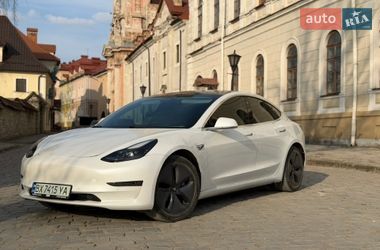Седан Tesla Model 3 2020 в Каменец-Подольском
