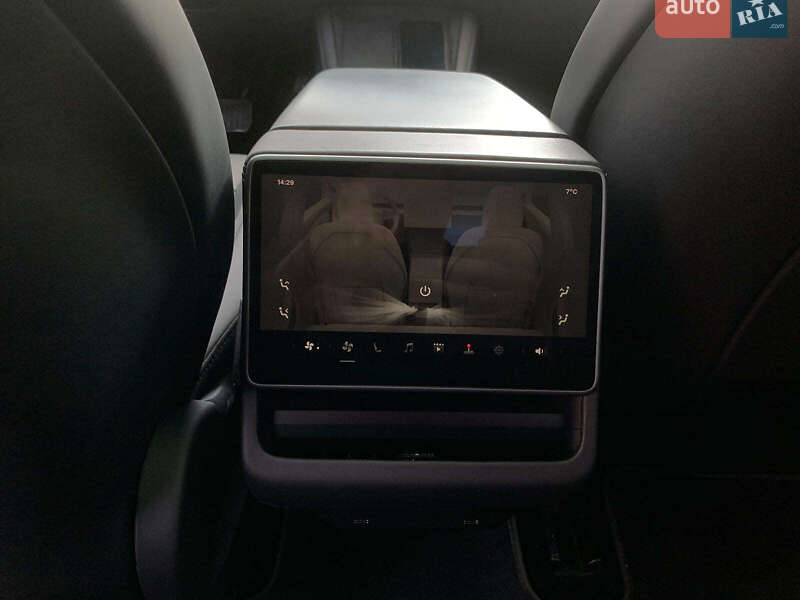 Седан Tesla Model 3 2024 в Виннице фото 27 Седан Tesla Model 3 2024 в Виннице