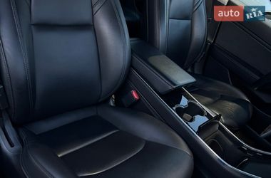 Седан Tesla Model 3 2019 в Львове