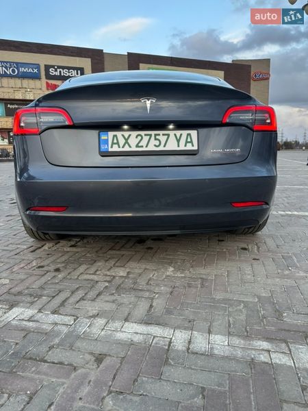 Седан Tesla Model 3 2022 в Харькове