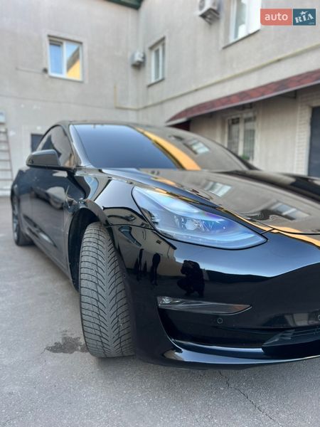 Седан Tesla Model 3 2019 в Киеве фото 5 Седан Tesla Model 3 2019 в Киеве