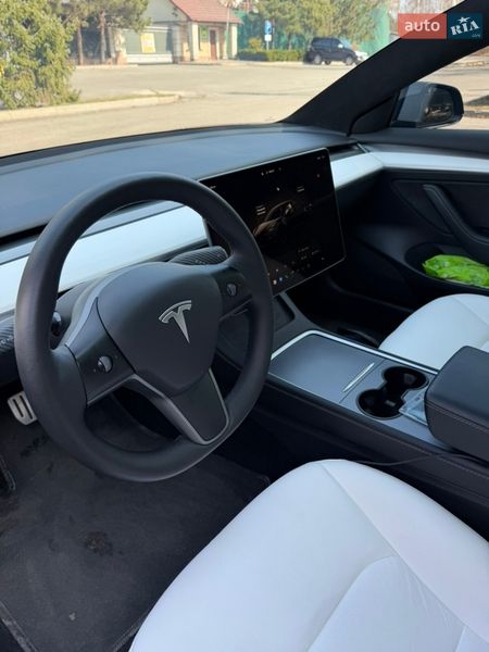 Седан Tesla Model 3 2023 в Києві фото 13 Седан Tesla Model 3 2023 в Києві