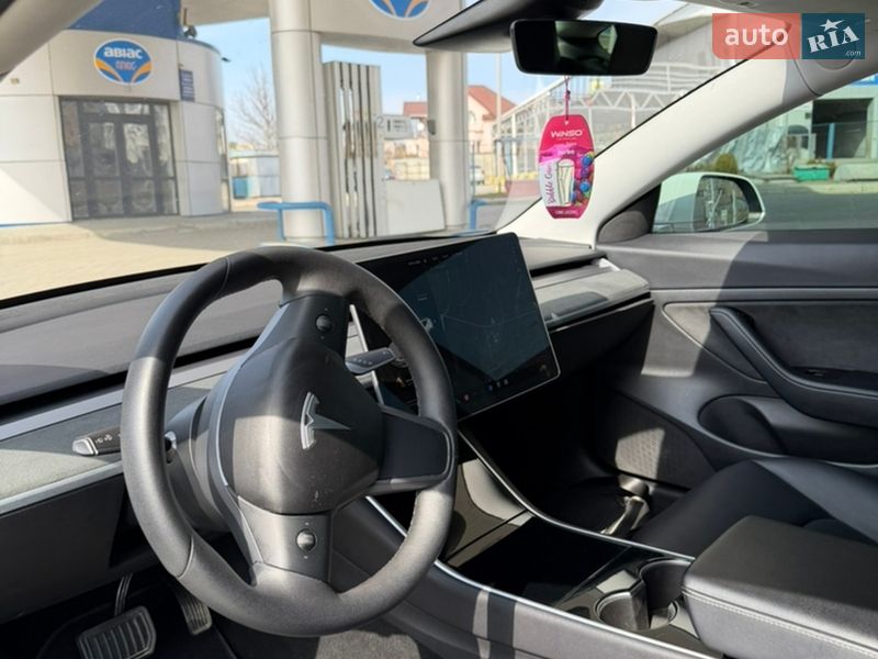 Седан Tesla Model 3 2019 в Хмельницком