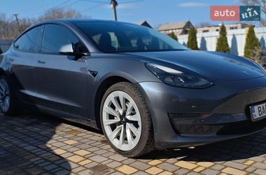 Седан Tesla Model 3 2021 в Верхнеднепровске