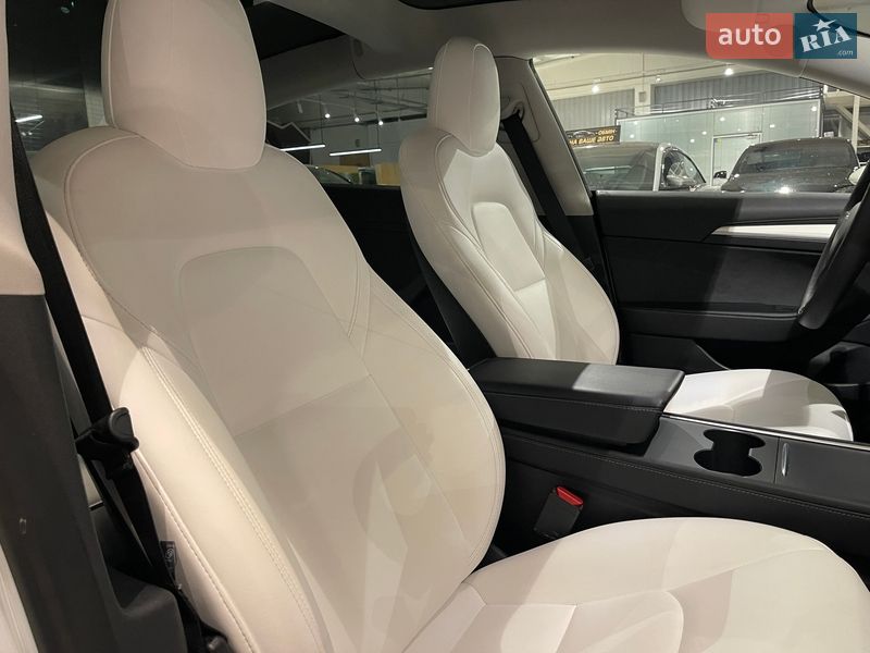 Седан Tesla Model 3 2022 в Киеве фото 23 Седан Tesla Model 3 2022 в Киеве