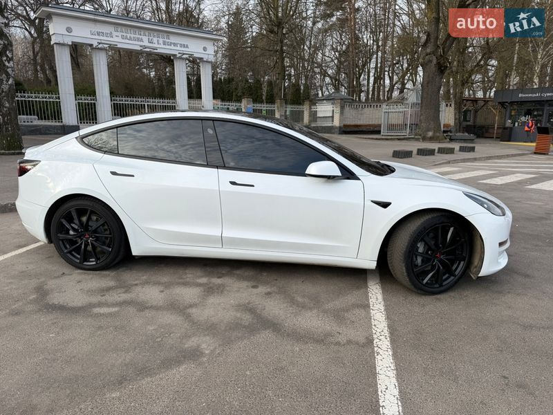 Седан Tesla Model 3 2021 в Вінниці фото 3 Седан Tesla Model 3 2021 в Вінниці