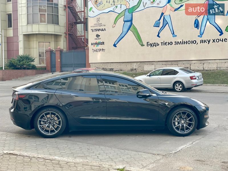 Седан Tesla Model 3 2019 в Николаеве фото 6 Седан Tesla Model 3 2019 в Николаеве