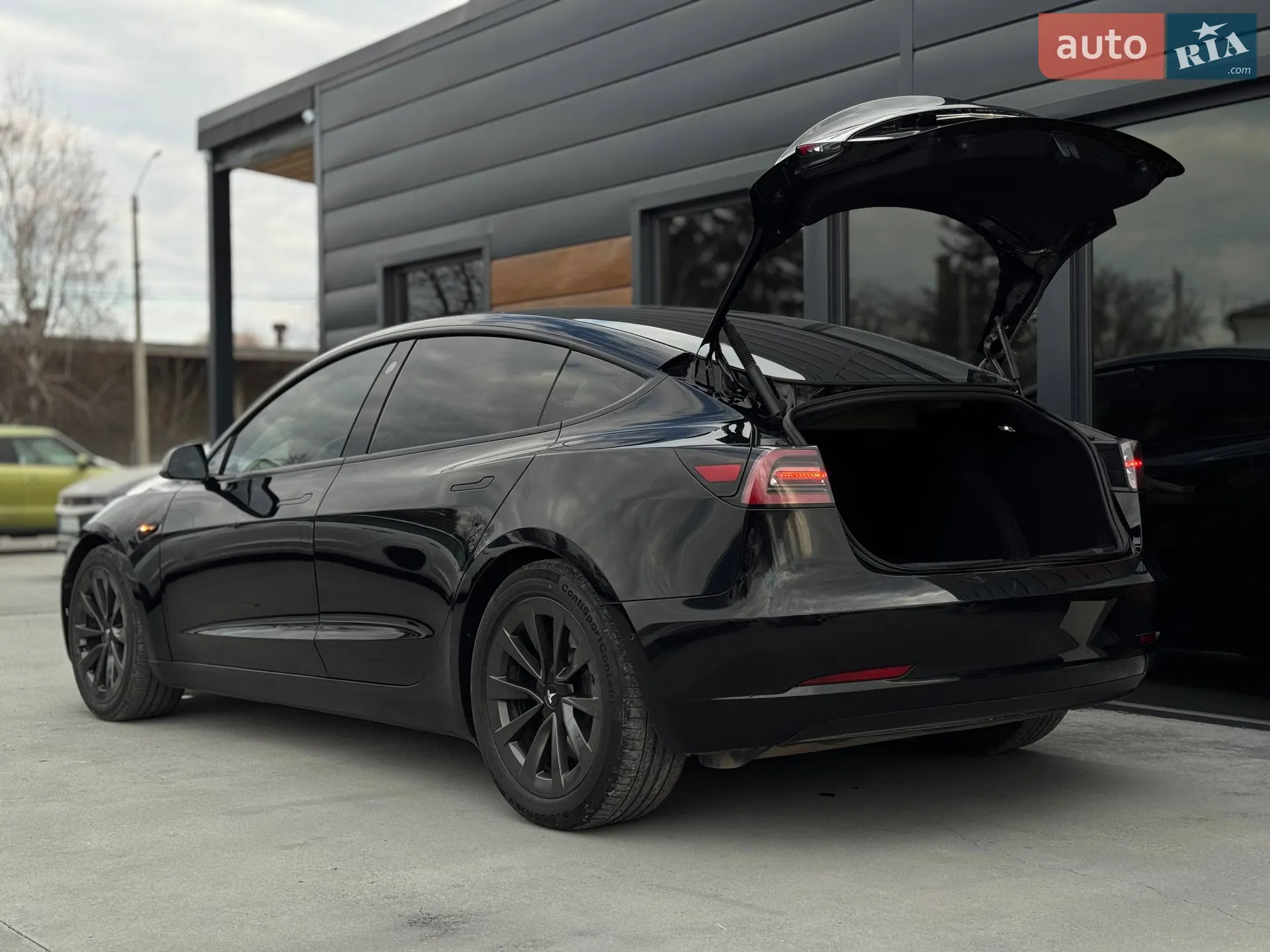 2022 Tesla Model 3 - мініатюра 18