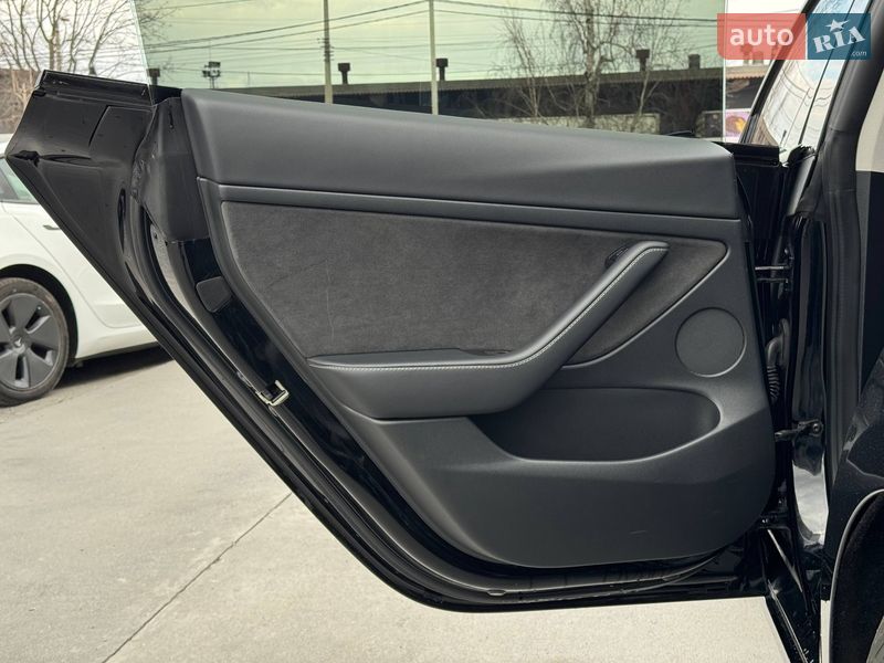 Седан Tesla Model 3 2022 в Ровно фото 35 Седан Tesla Model 3 2022 в Ровно