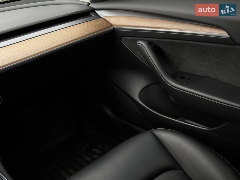 Седан Tesla Model 3 2022 в Ровно фото 43 Седан Tesla Model 3 2022 в Ровно