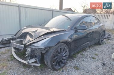 Седан Tesla Model 3 2021 в Сквире