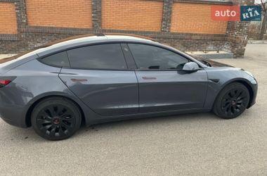 Седан Tesla Model 3 2023 в Полтаві