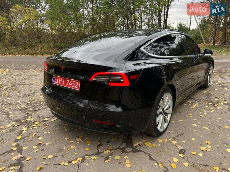Седан Tesla Model 3 2018 в Ковеле