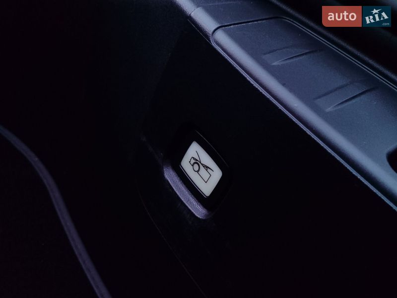 Седан Tesla Model 3 2018 в Ковеле