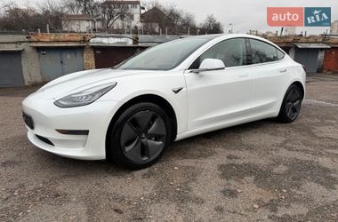 Седан Tesla Model 3 2018 в Києві