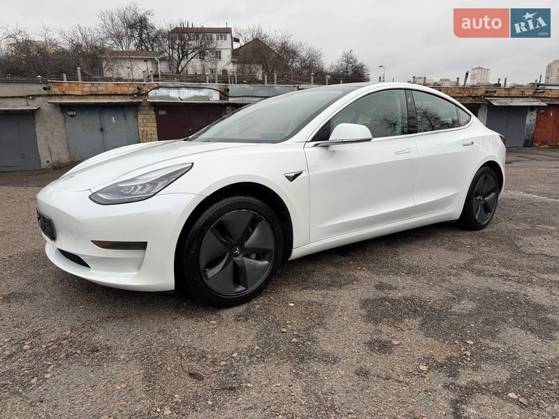 Tesla Model 3 2018 Tesla Model 3 2018