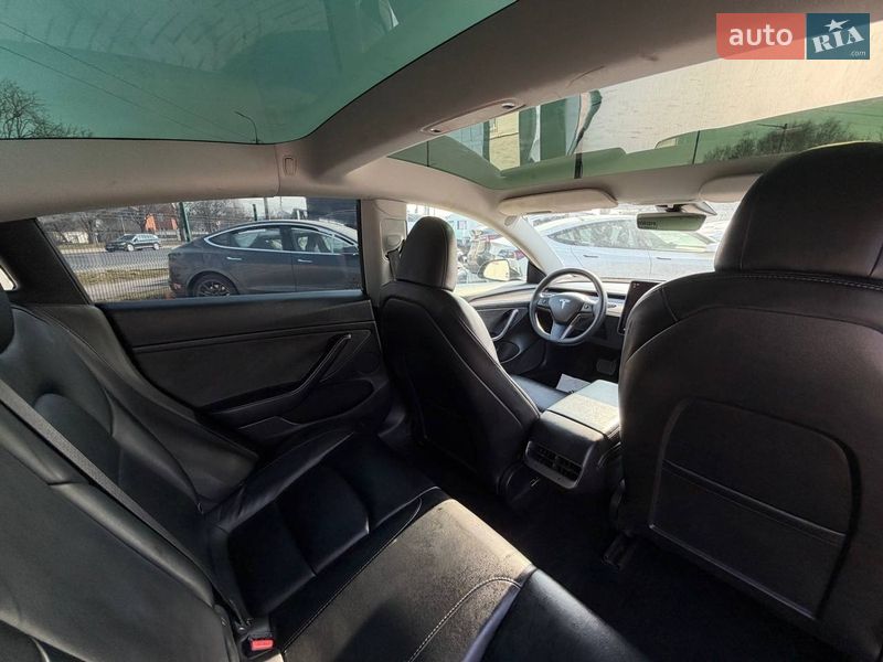 Седан Tesla Model 3 2022 в Луцьку фото 16 Седан Tesla Model 3 2022 в Луцьку