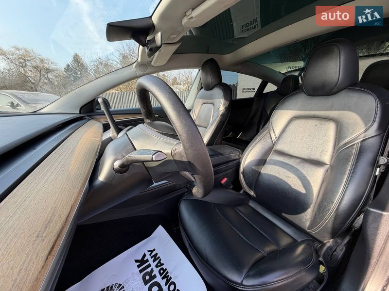 Седан Tesla Model 3 2022 в Луцьку фото 19 Седан Tesla Model 3 2022 в Луцьку