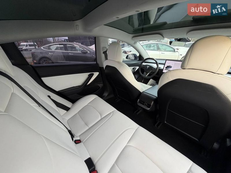 Седан Tesla Model 3 2021 в Луцьку фото 14 Седан Tesla Model 3 2021 в Луцьку